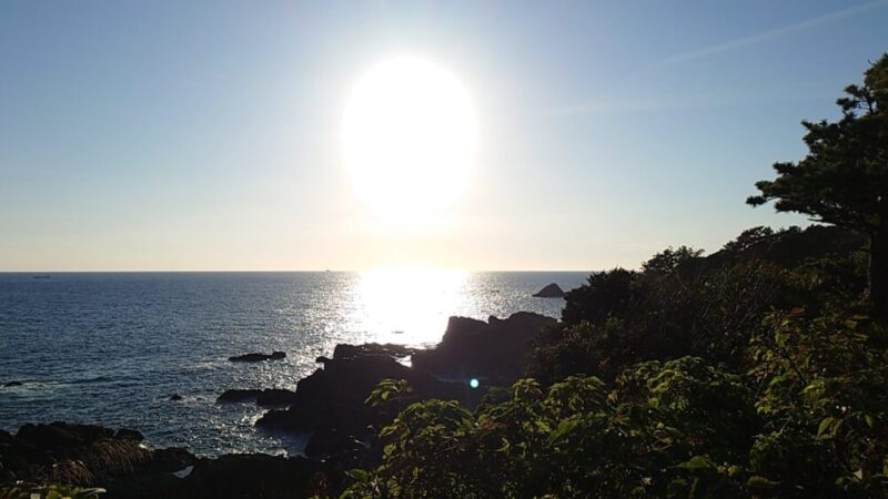 潮岬から見た夕日