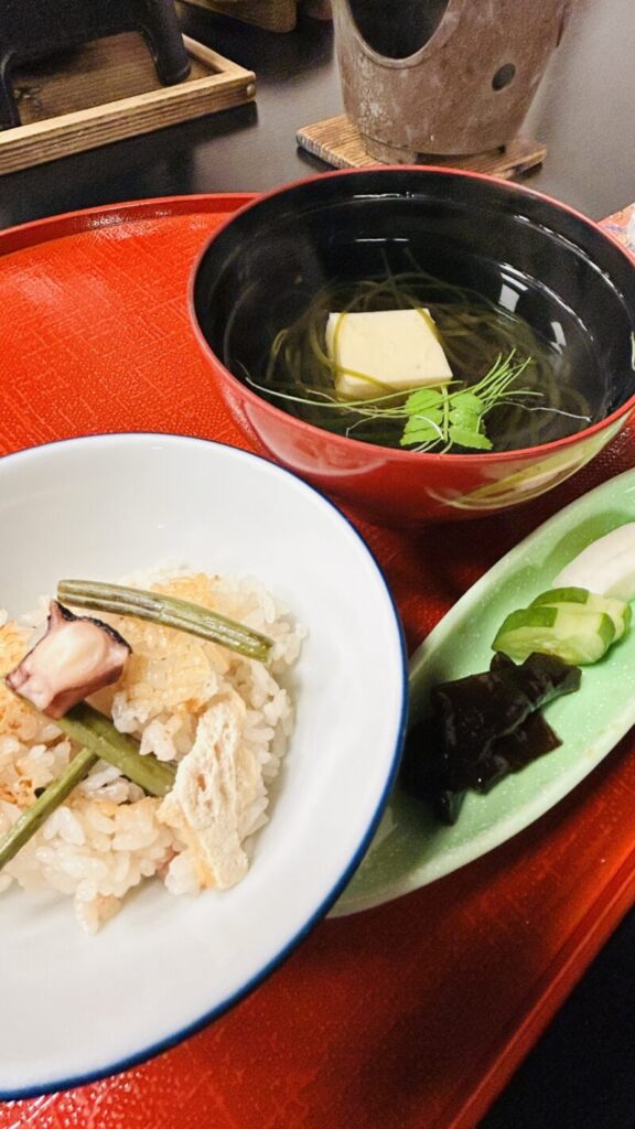 お椀と香の物