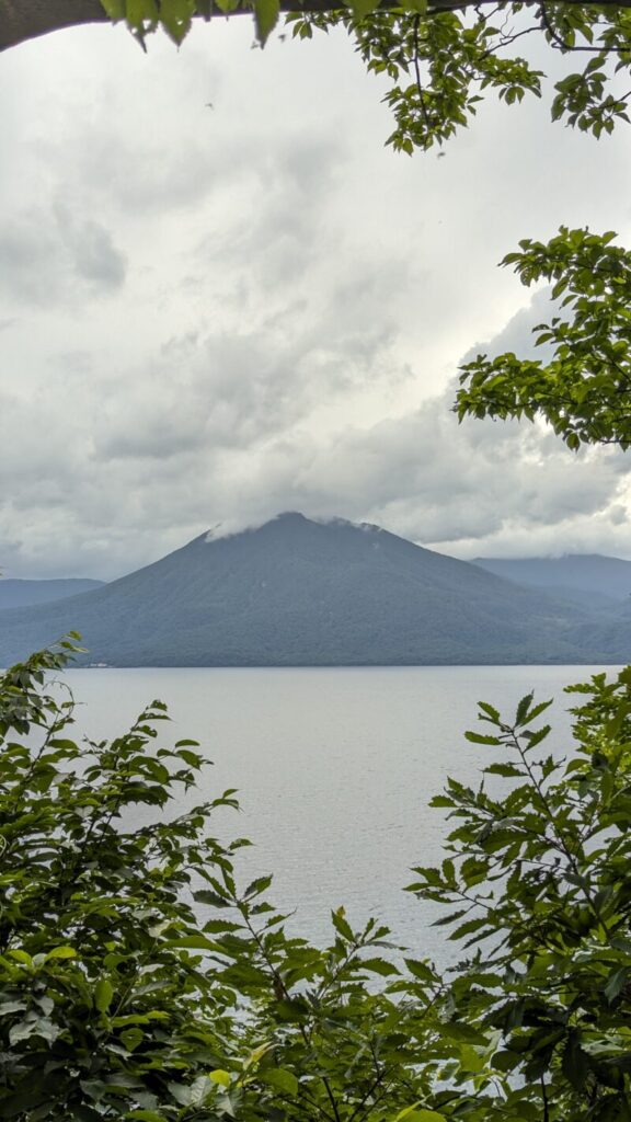 展望台から見た恵庭岳